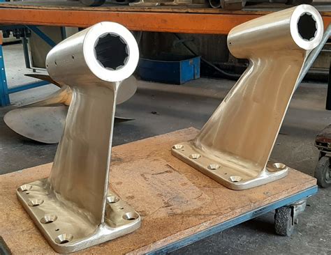 propeller shaft bracket